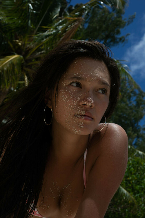 lily chee mikoh by amber mozo a d21de73cab0e11d41339288e36ec5505 xxlarge