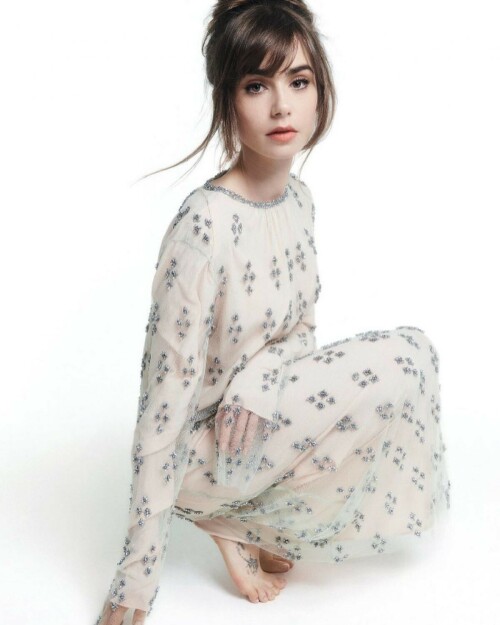 lily collins for harper s bazaar magazine germany january 2023 3