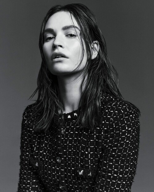 lily james for s magazine winter 2024 2acda9752209110ba