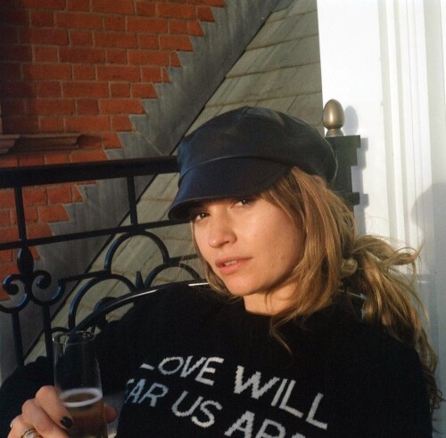 lily28be6b6a7fc9ff42c