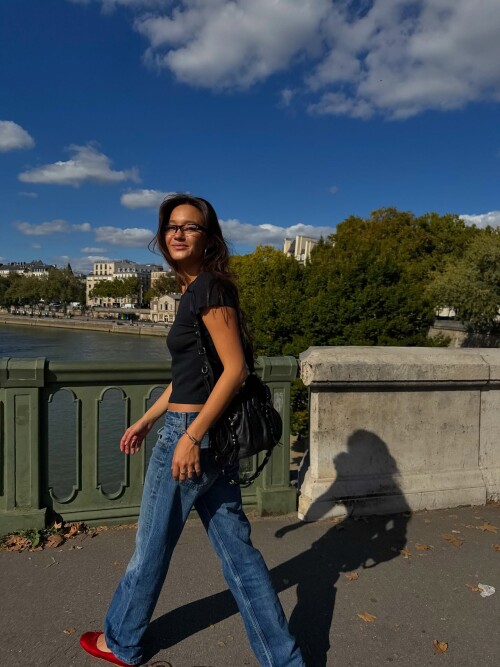 lilychee-20251001_211548-5597304844566024e40f63223