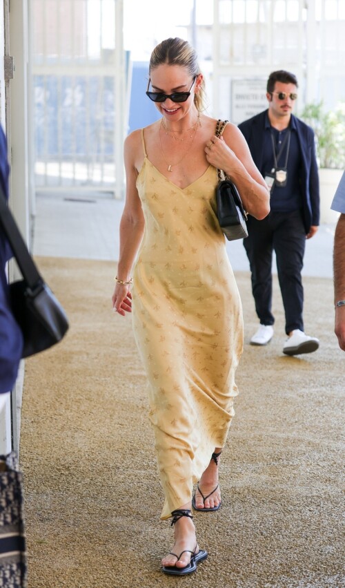 lilyf187c7a95abb810d