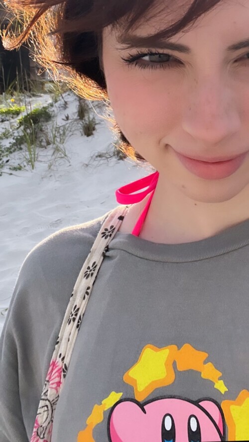 littlelivbug C2nuYqvOwYyee2b77c394ec195a