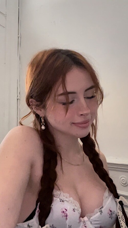 littlelivbug ClrO5Rou1ZO75cddd057b1c2e0b