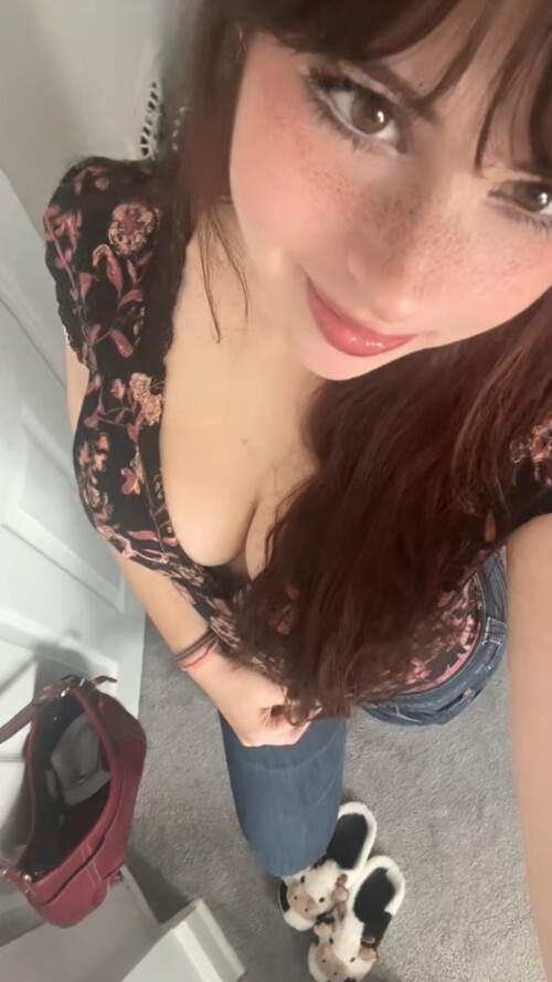 littlelivbug CzosKojOM6n5a8fec41081f2dde