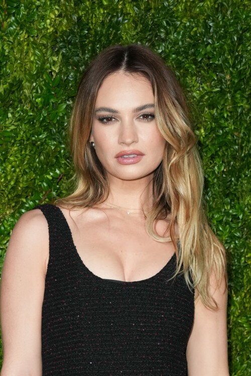 liubvsrness 5a27e907948010b50