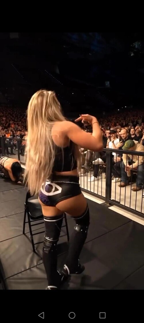 liv morgan v0 7uw95mumysre19248e95143b412f6