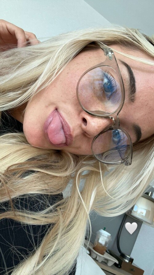 livvy gymnast RDownload01b22f7814619456