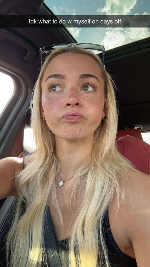 livvy gymnast RDownload58e725d0af0707ae