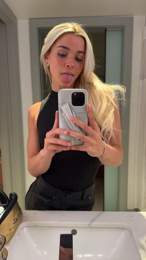 livvy gymnast RDownload6e65e7d83dee8987