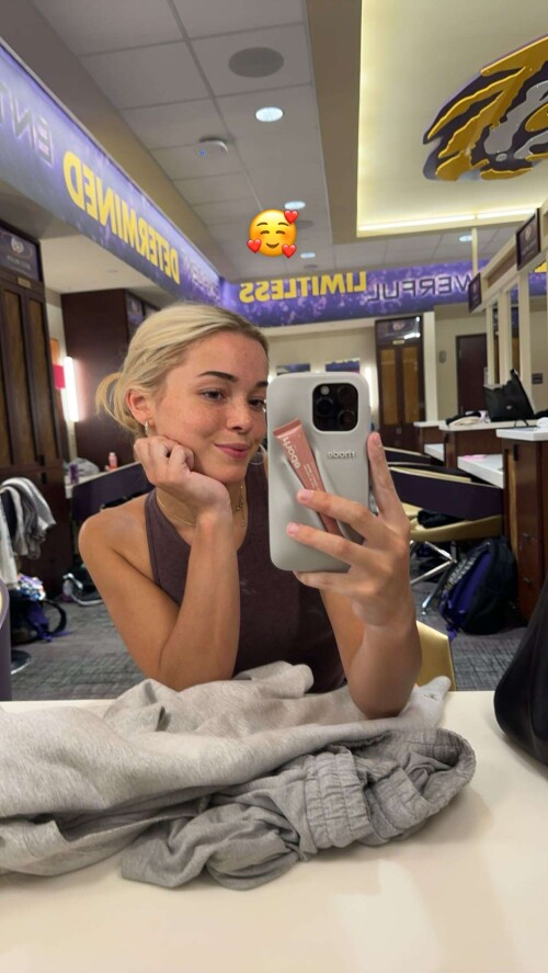 livvy gymnast RDownload7793277c2a9c4f5c