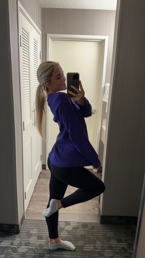 livvy gymnast RDownloade9c8a99b86605b74