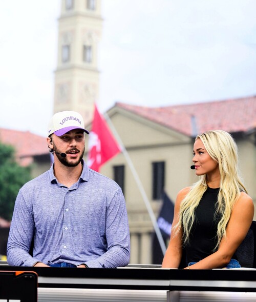 livvydunne 1731373216 3499334623958086858 453391672038638b02d0e581