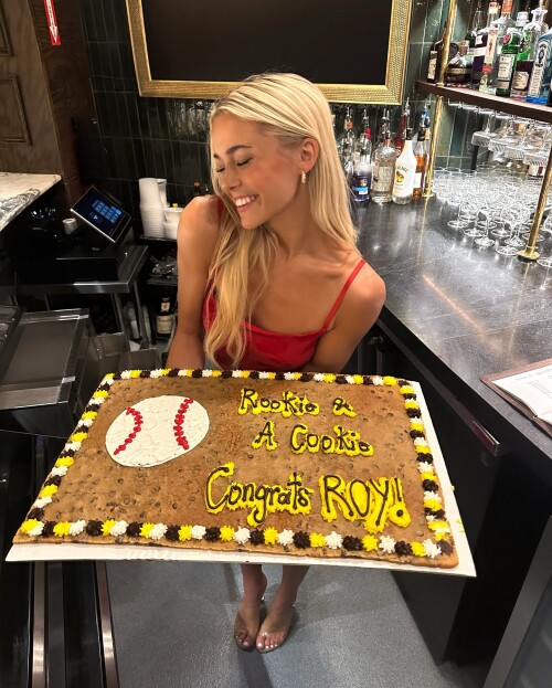 livvydunne 1732068333 3505165688874321835 45339167a6d89c1d5544a43a