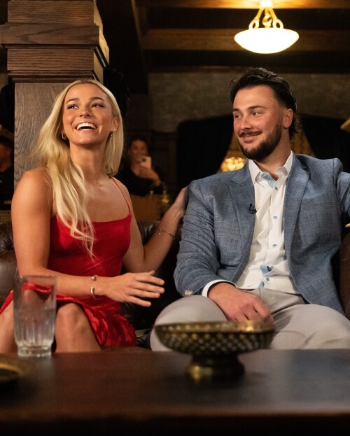 livvydunne 1732068333 3505165688958241060 4533916726ae1e34d239c800