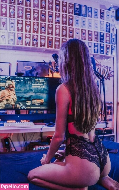 lordemperorkat 005459dbe53136306cf1