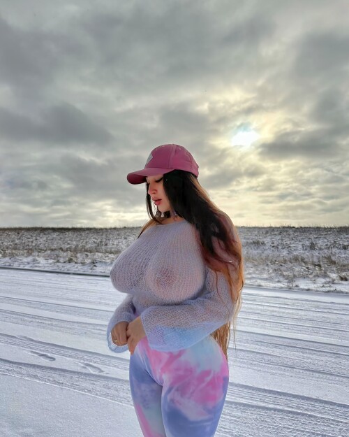 louisakhovanski 20231223 00069b694a8b555d4bf4