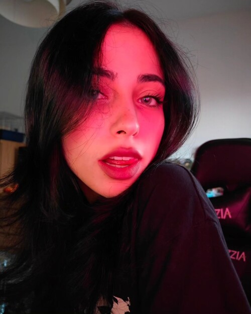 lucrelisa 20241021 00043d4ef5311b75b1a9