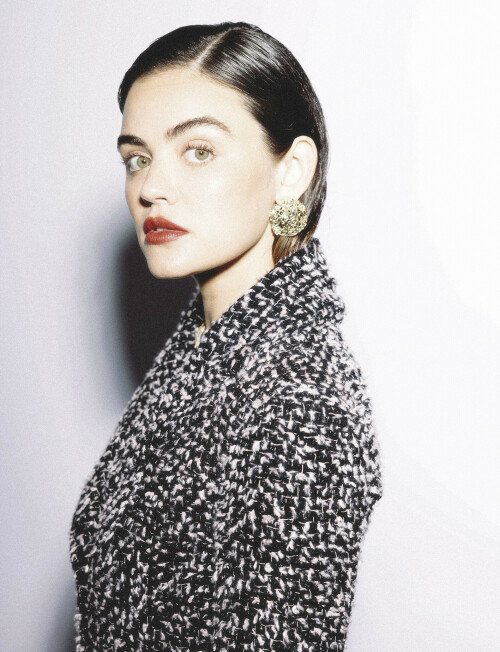 lucy 2431efb3567556321d