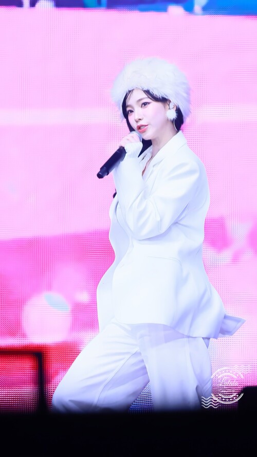 lulala 517 1878713363146108959 3bc21a8a62f0148b5