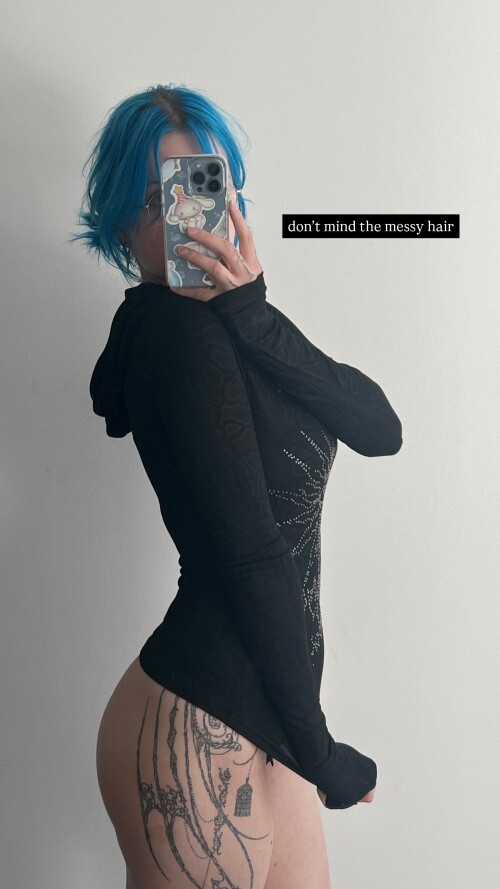 lyracr0w0 20250407 STORIES 3605636089653745560 1 36056360896537455601609ba1153df1b47