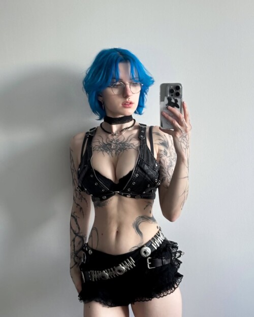 lyracr0w0 279fbce0d5f67bc1193758b5b1f32c43