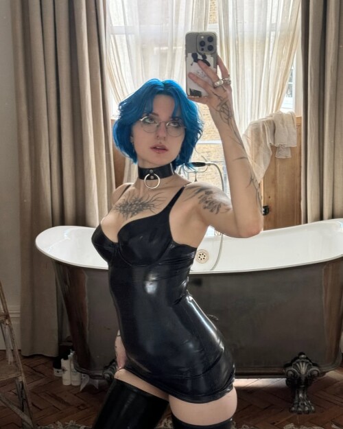 lyracr0w0 a96d1e8ebeb649c2b4d8de54b22e457e058e1a4fa8ac346c