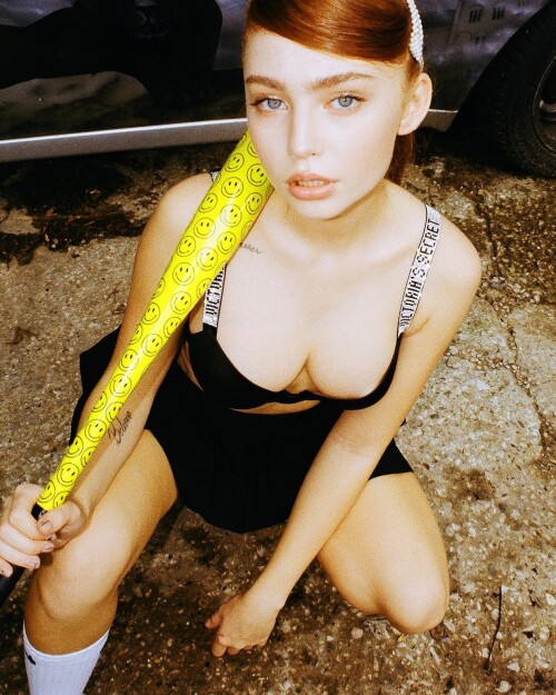 m2vLzlY 5VMe360d1c557b64281