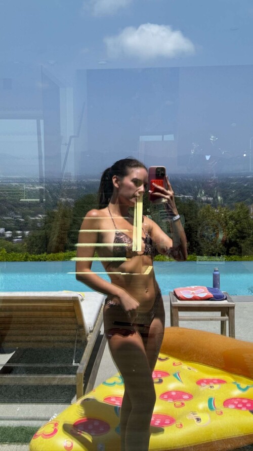 mEh8jsY843ubyBeQha8yM.1023ad7cb8856653e9cb