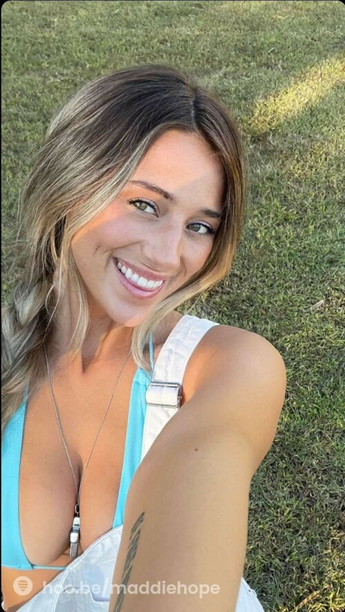 maddiehope 8C9D2D55 0FD8 4078 A694 999C1424F2A38970aa11984527b5