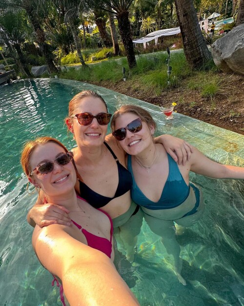 maddy macrae CuS4jQ5vMx9 1c242e87b78421de5