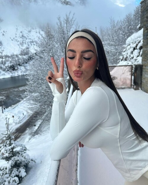 maddycheary 2767e323f9098890233