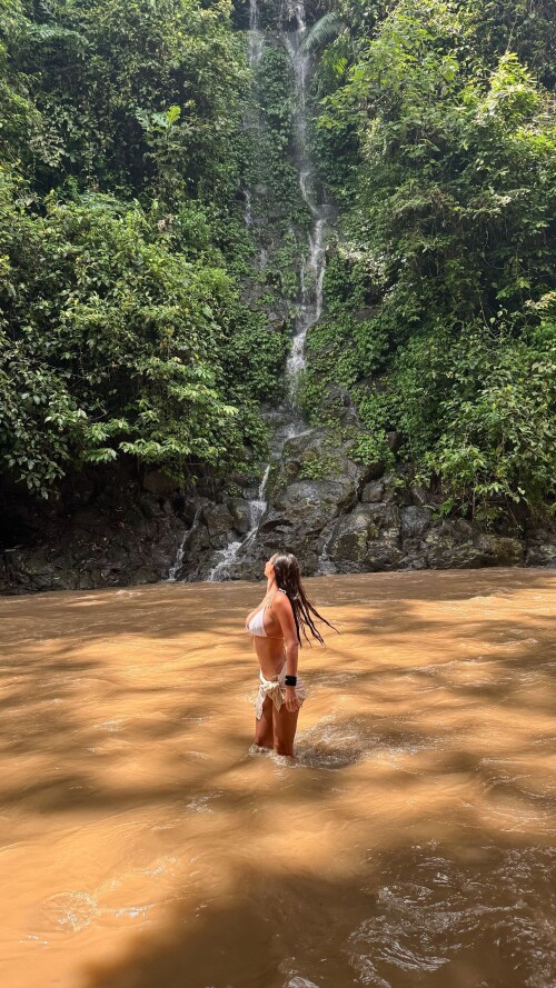 maddycheary 461a232693b02ebafc2