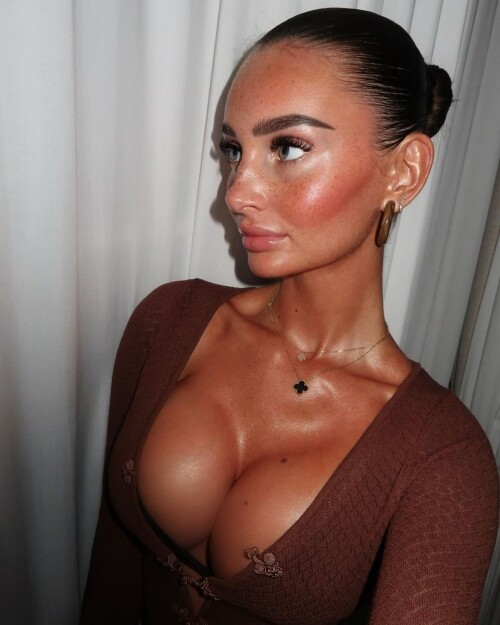 maddycheary 500cefce499ca7b4aff