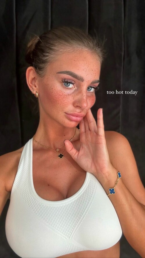 maddycheary 53caa7528cc5cdbc7b