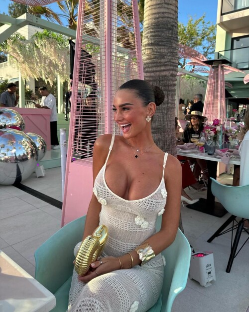 maddycheary 6284613bc2728372797