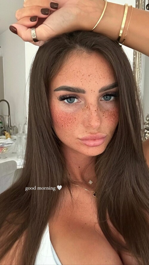 maddycheary 674058ebd0bf60983c