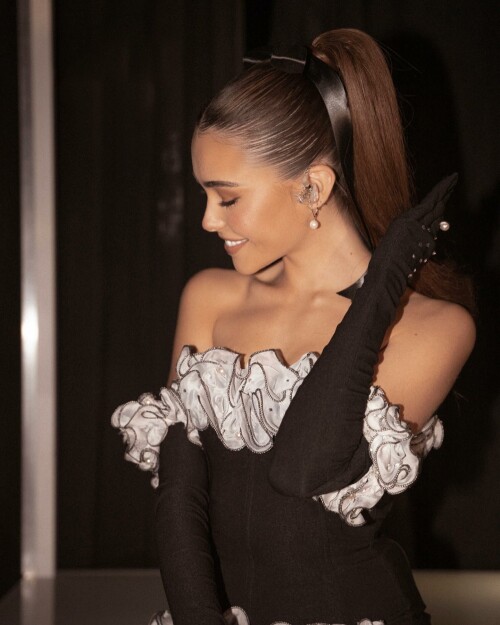 madisonbeer 25112021 0001