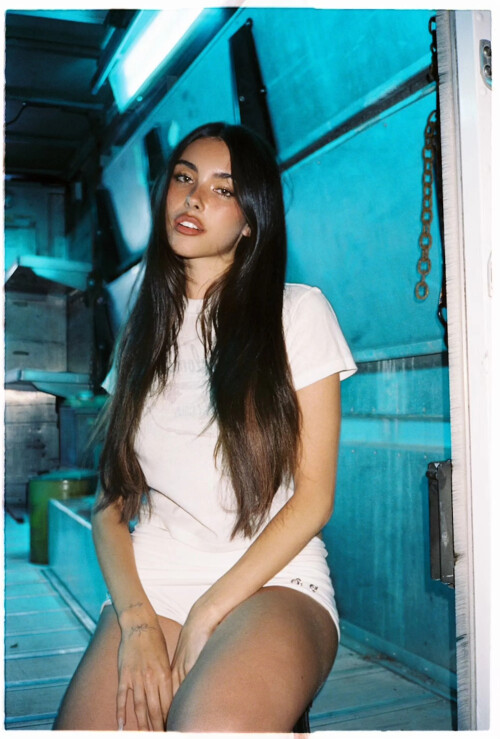 madisonbeer213d87d2726aea575