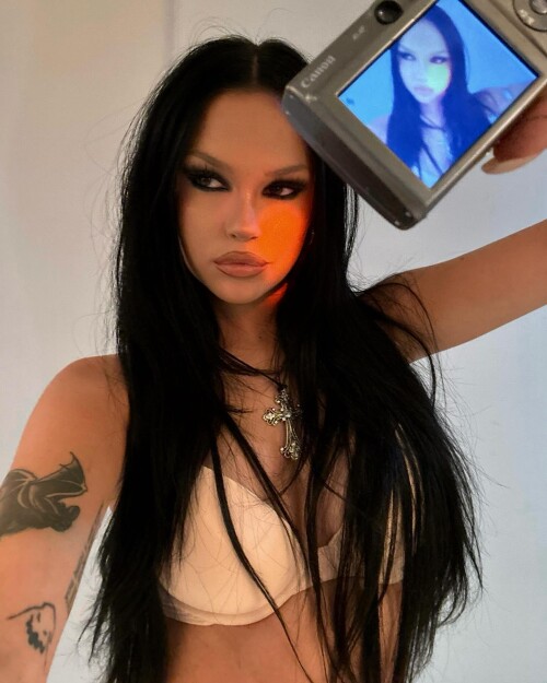 maggielindemann b74591fb2429402f85136d90009635250ff997381a39ea99