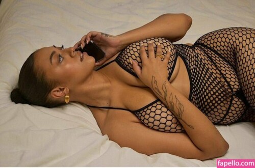 mahalia burkmar 0006bb0630e6581bacdc