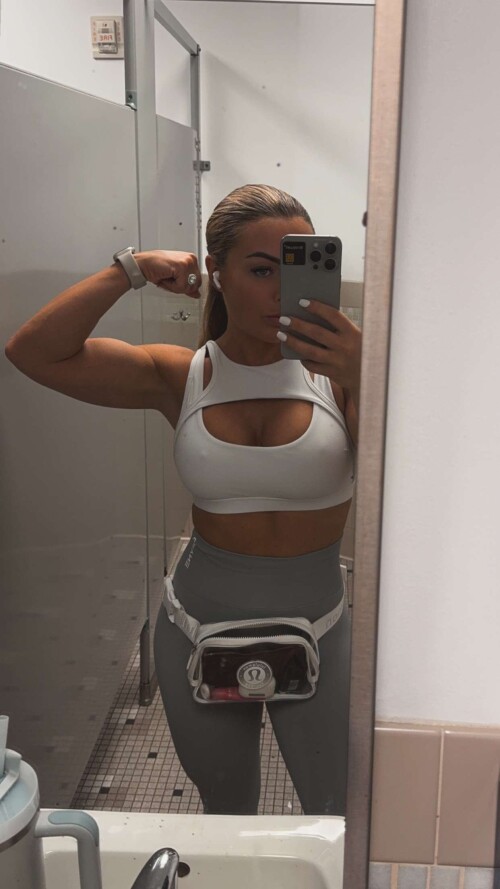 mandysaccs 2024 12 11T17 37 374b49d566e9e74432