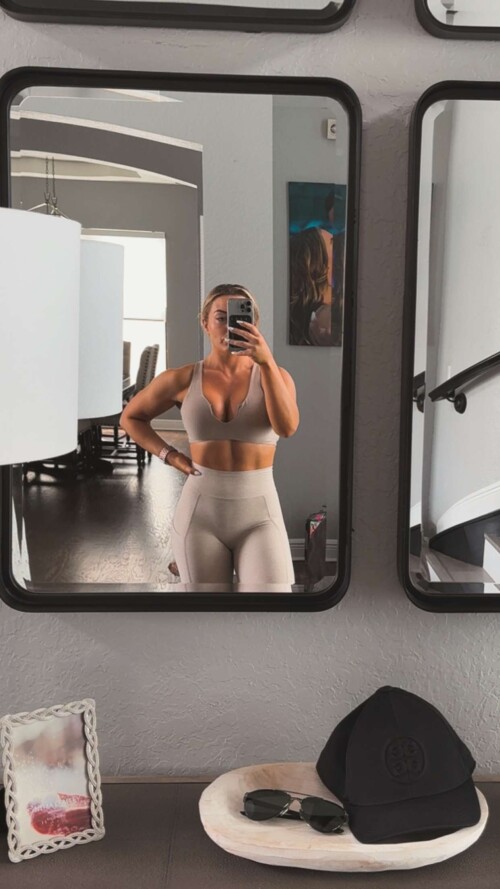 mandysaccs 2025 04 04T16 27 1883e75cd932131650