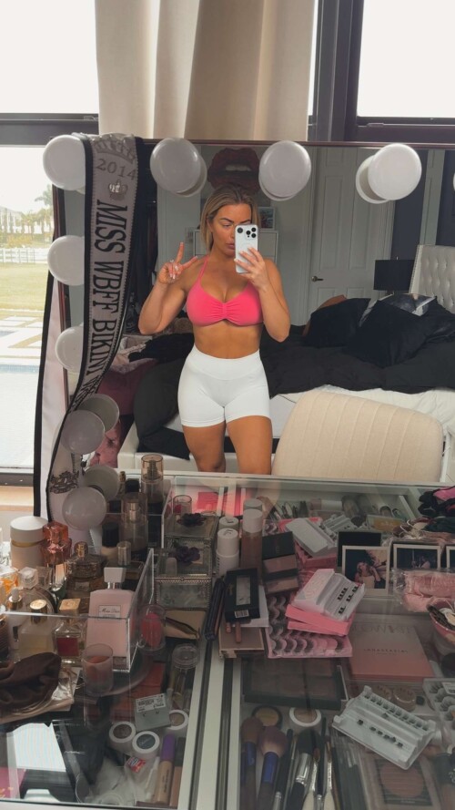 mandysaccs 2025 05 12T14 36 19e65ed108f02a6559