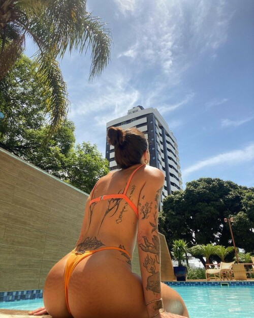 manu15a923240f775bb23