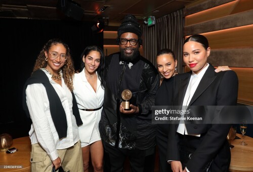 WEST HOLLYWOOD, CALIFORNIA - OCTOBER 10: (L-R) Elaine Welteroth, Sharon Carpenter, honoree Questlove, Nicole Lyn and Jurnee Smollett attend the Peabody Awards? Trailblazer Award Celebration at The Sun Rose on October 10, 2025 in West Hollywood, California.  (Photo by Stefanie Keenan/Getty Images)
