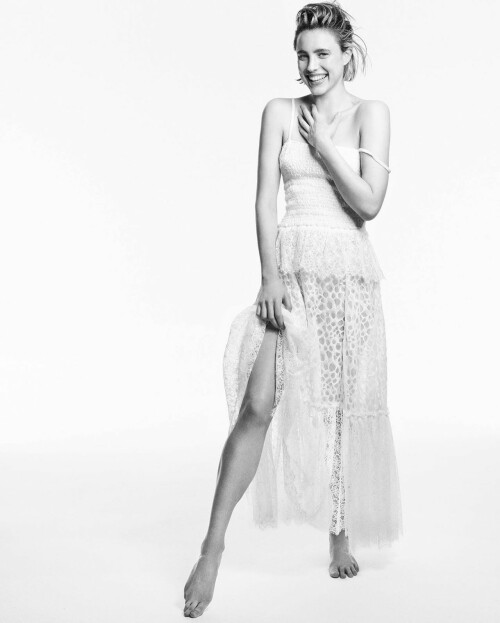 margaret qualley chanel magazine 2023 issue 25 may 2023 5db51fb9c77aa472f