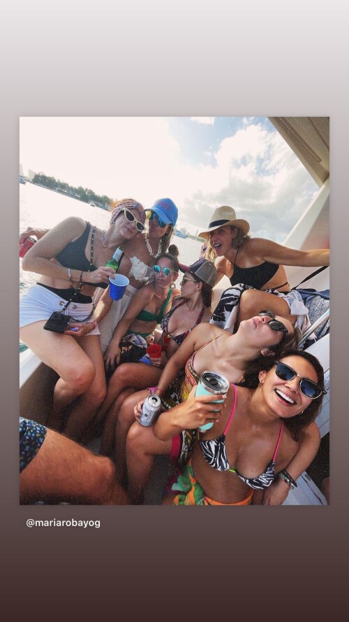 mariaecamargo 318401439341493268674bc42ca91135214