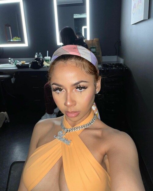 mariahthescientist CM N ghnJJX 1