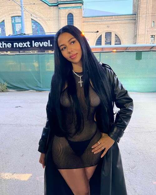 mariahthescientist CiX4fr6pX3p 3